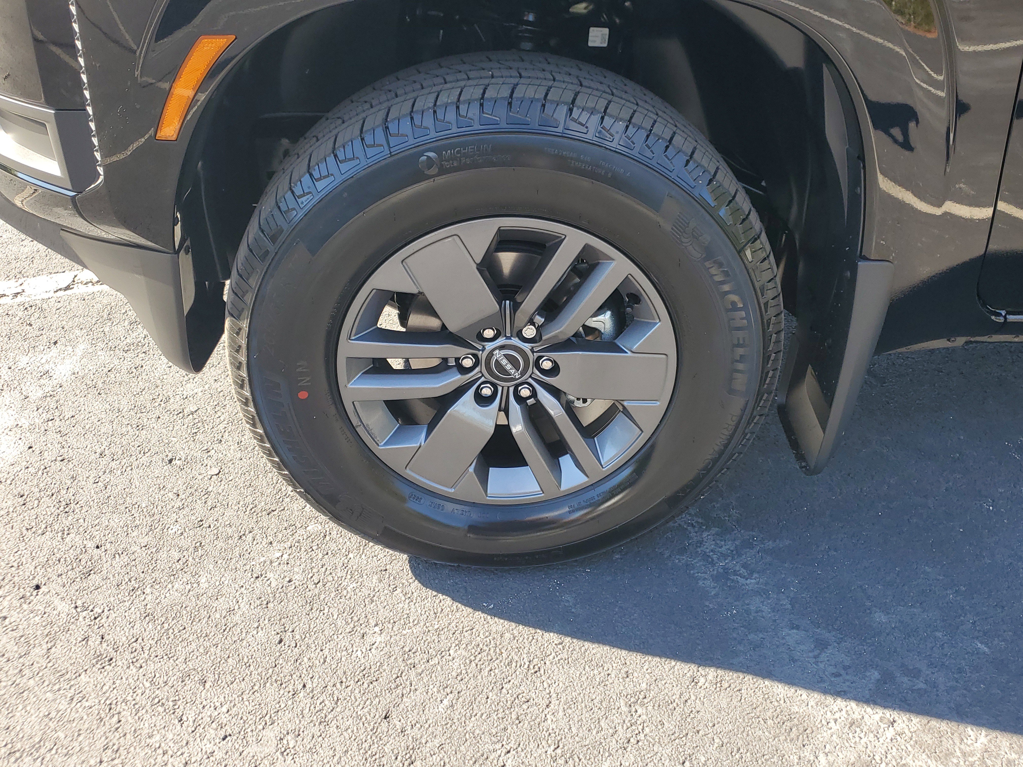 New 2026 Nissan Frontier SV image 4