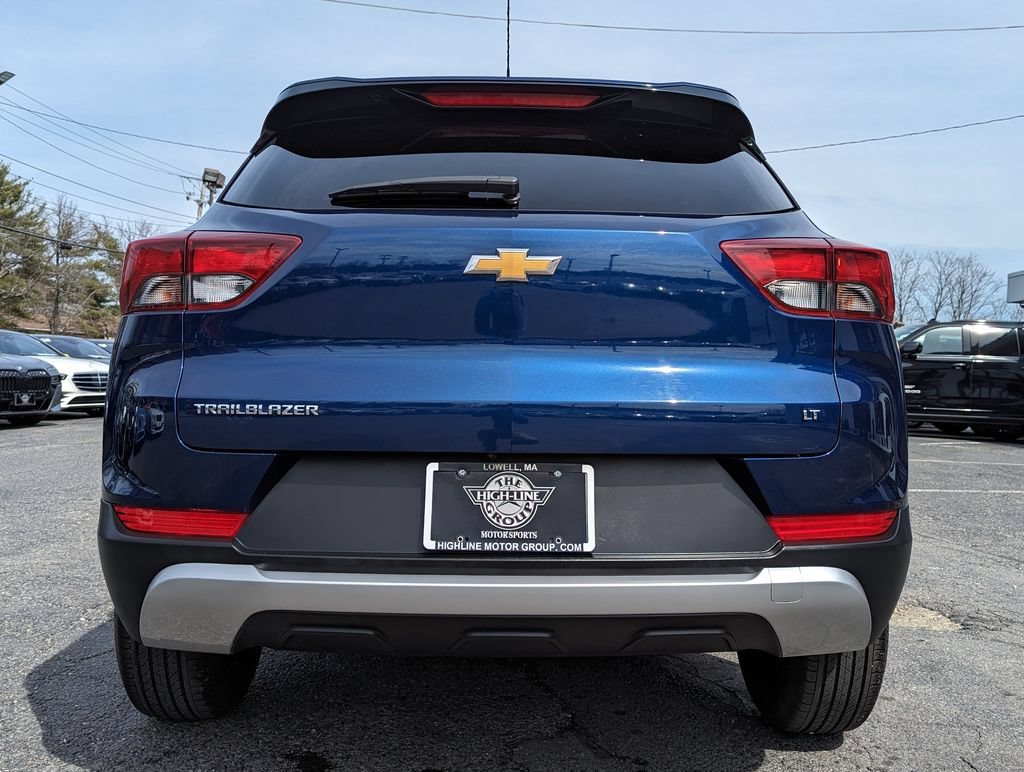 Used 2023 Chevrolet TrailBlazer LT FWD image 9