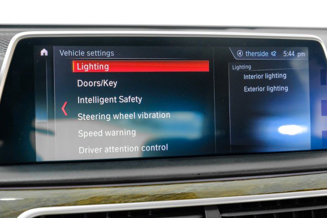 Used 2019 BMW 740i w/ Executive Package RWD image 29