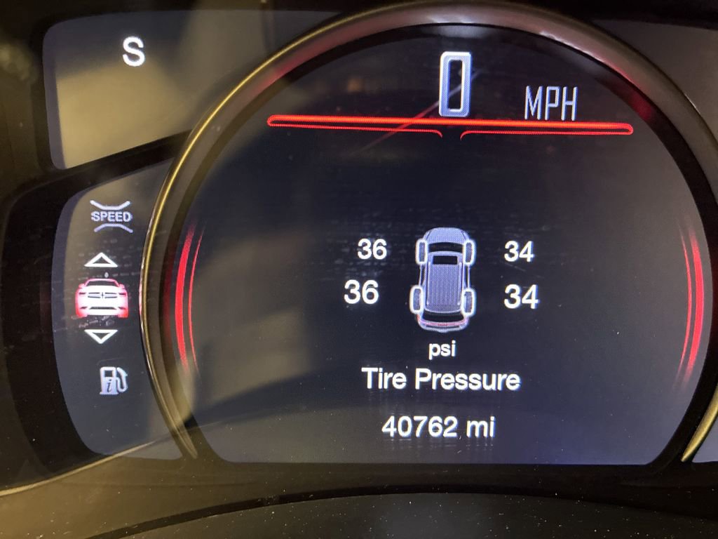 Used 2023 Dodge Durango GT w/ Blacktop Package AWD/4WD image 18