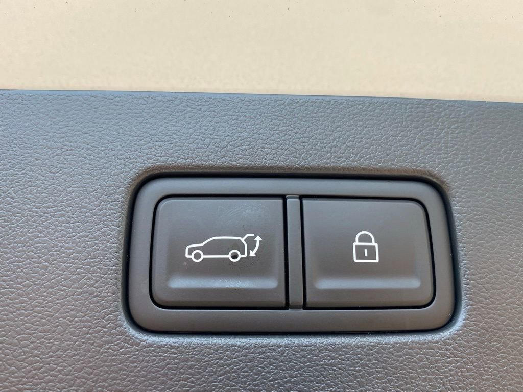 New 2026 Hyundai Ioniq 9 Limited image 7