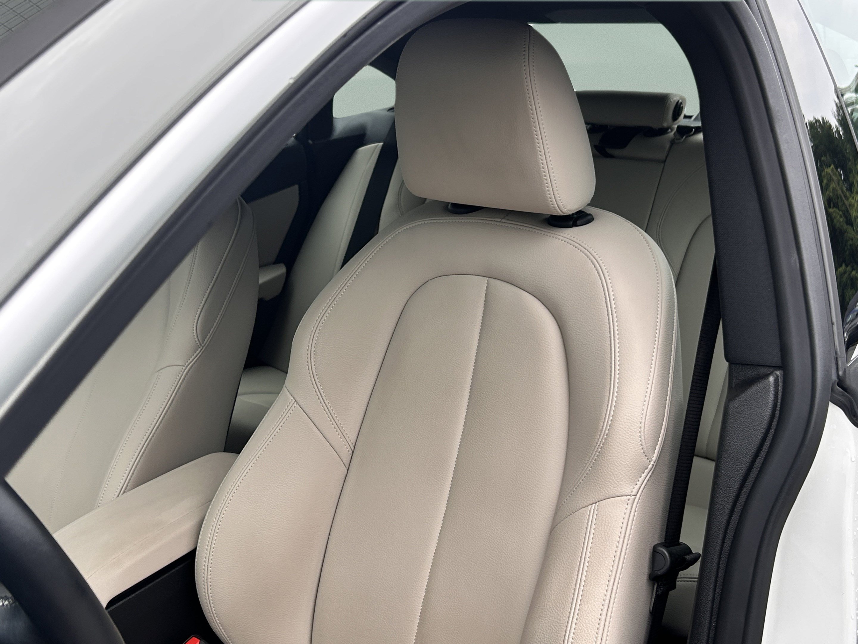 Used 2024 BMW 228i Gran Coupe w/ Premium Package FWD image 23
