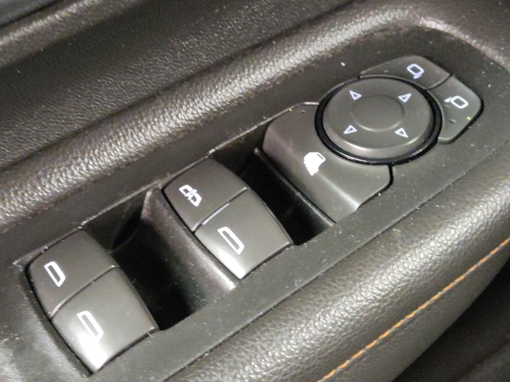 Used 2019 GMC Terrain SLT w/ Preferred Package FWD image 27