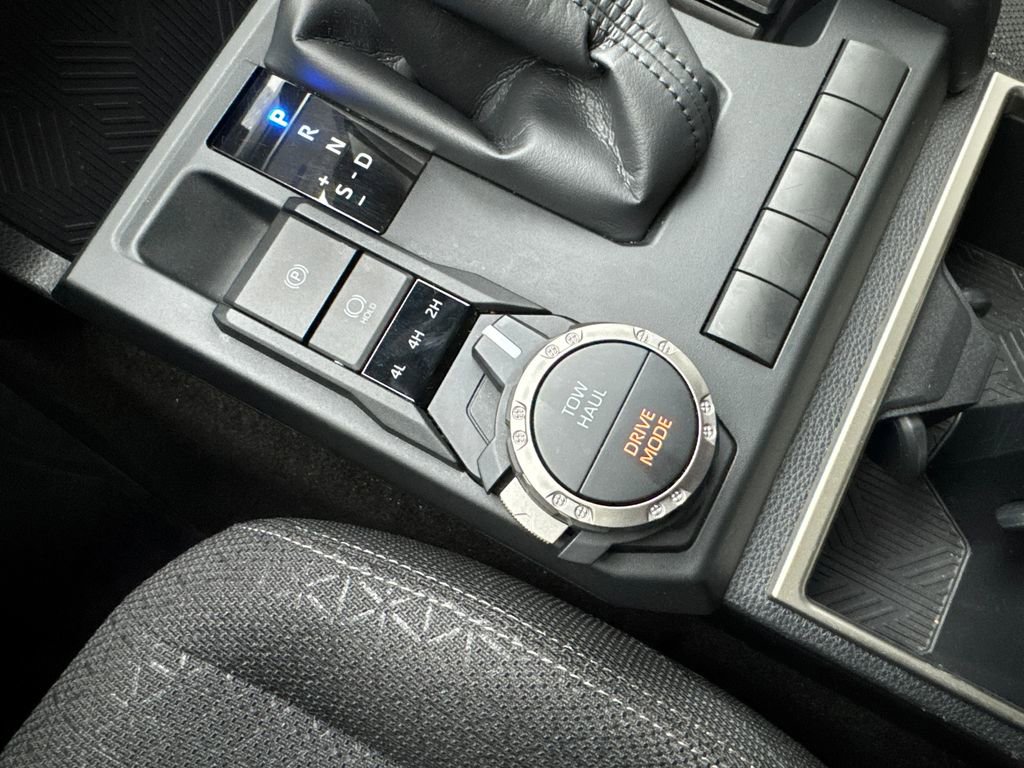 Used 2025 Toyota 4Runner SR5 AWD/4WD image 68