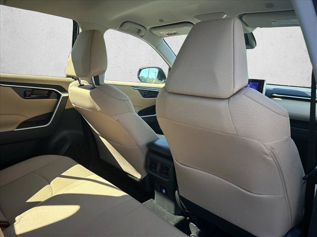 Certified 2024 Toyota RAV4 LE AWD/4WD image 27
