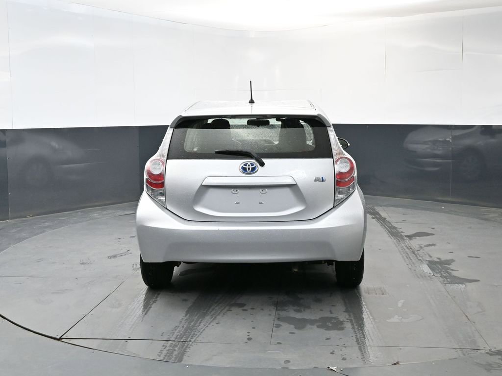 Used 2012 Toyota Prius C One FWD image 4