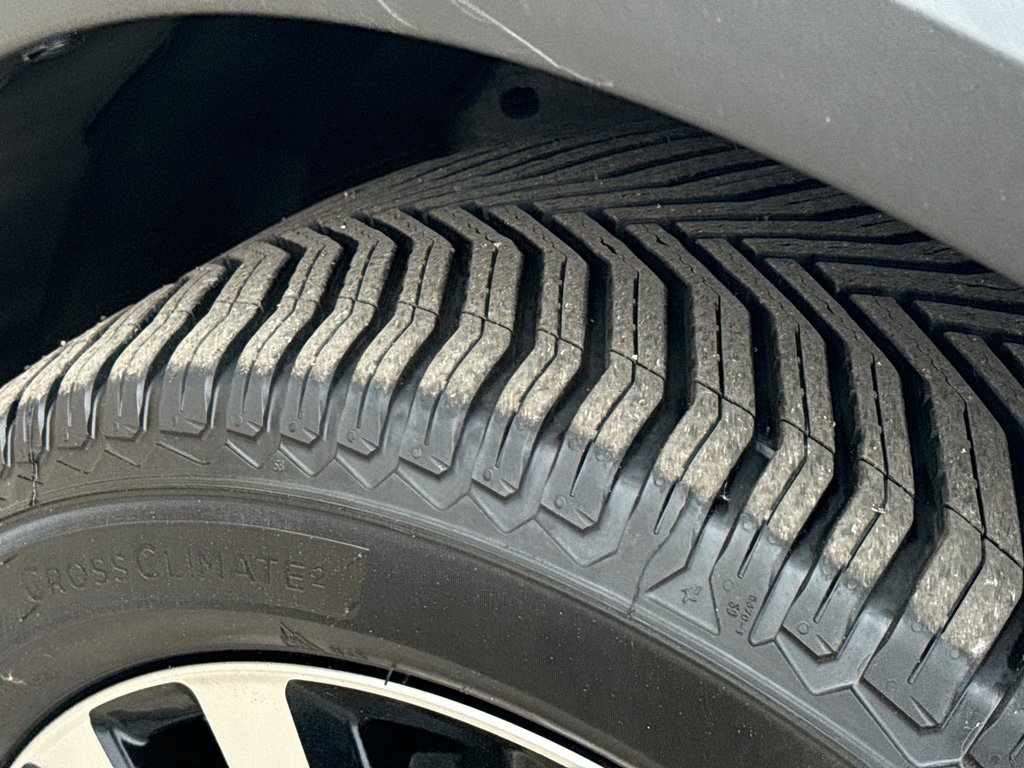 Certified 2024 Nissan Pathfinder Platinum w/ Cargo Package image 10