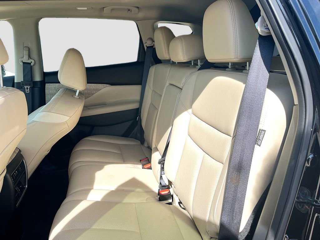 Used 2022 Nissan Murano SL w/ SL Moonroof Package image 25