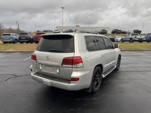 Used 2015 Lexus LX 570 4WD image 3