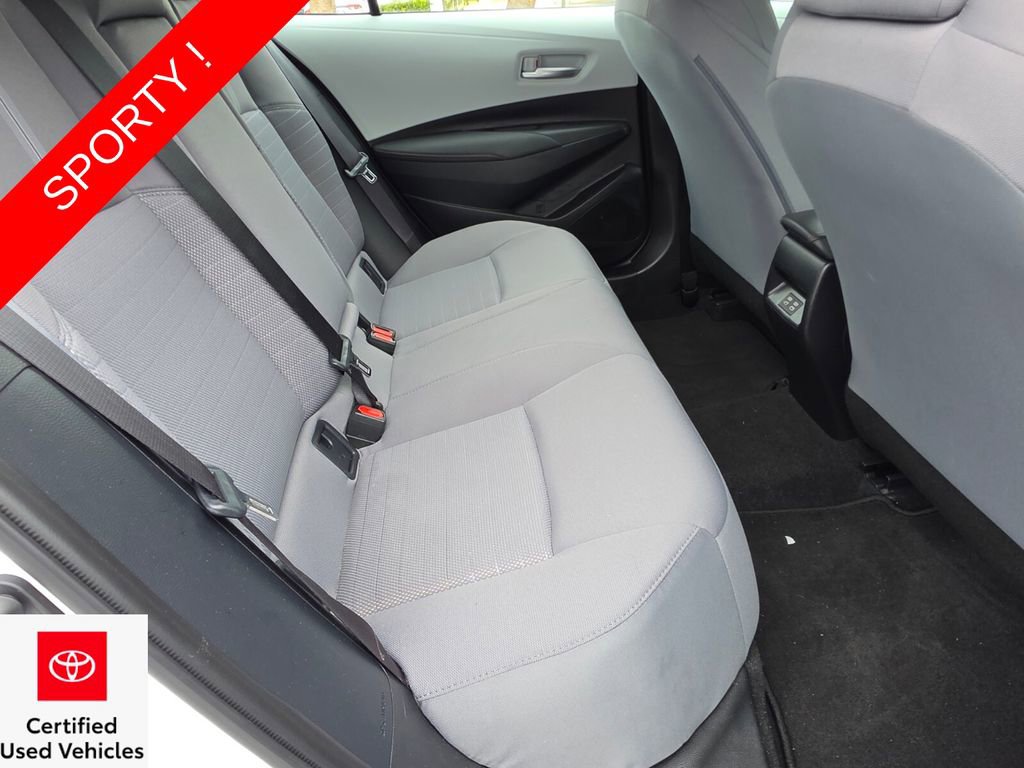 Certified 2025 Toyota Corolla SE w/ Convenience Package image 17