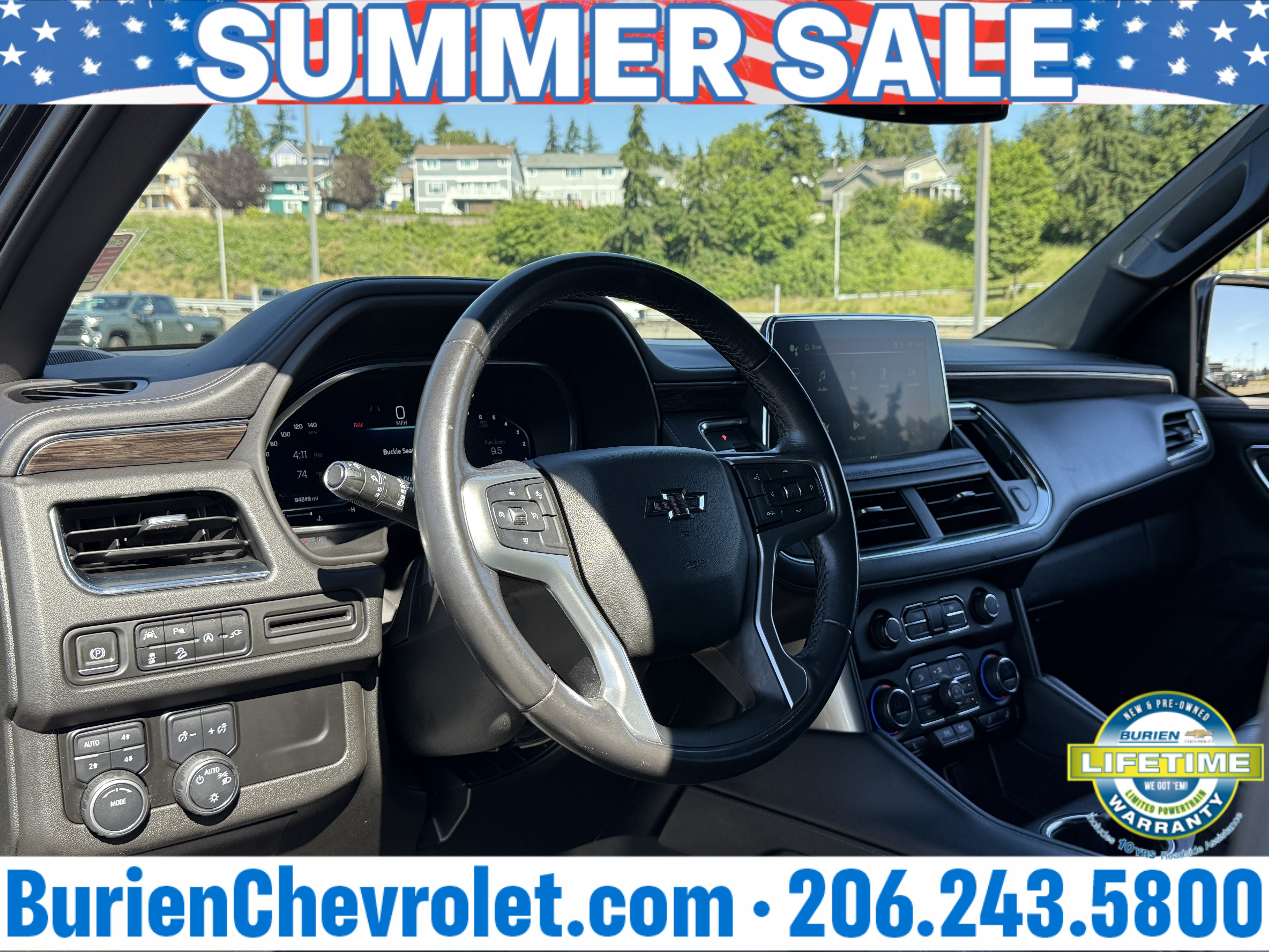 Used 2022 Chevrolet Suburban Z71 AWD/4WD image 12