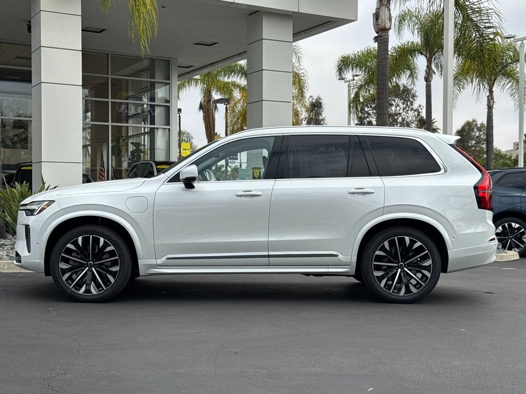 New 2026 Volvo XC90 T8 Ultra w/ Lounge Package AWD/4WD image 2