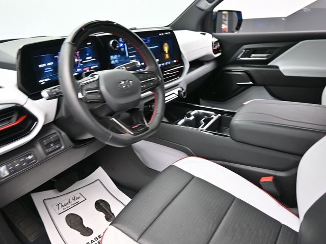 Used 2025 Chevrolet Silverado EV RST image 18