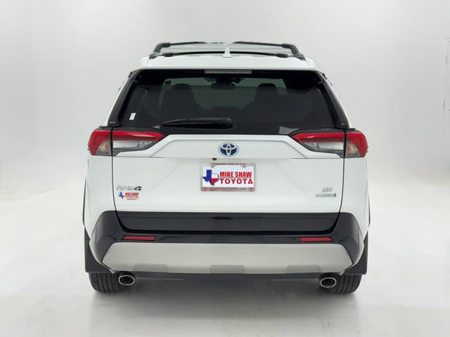 Used 2024 Toyota RAV4 SE w/ Convenience Package image 39