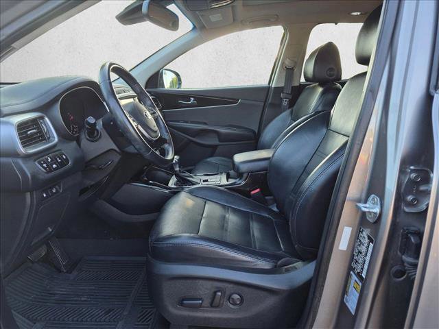 Used 2019 Kia Sorento EX w/ EX Touring Package FWD image 16