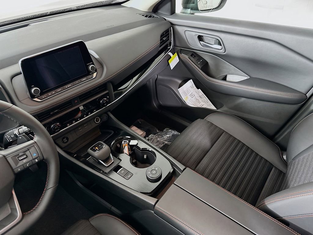 New 2026 Nissan Rogue SV image 30