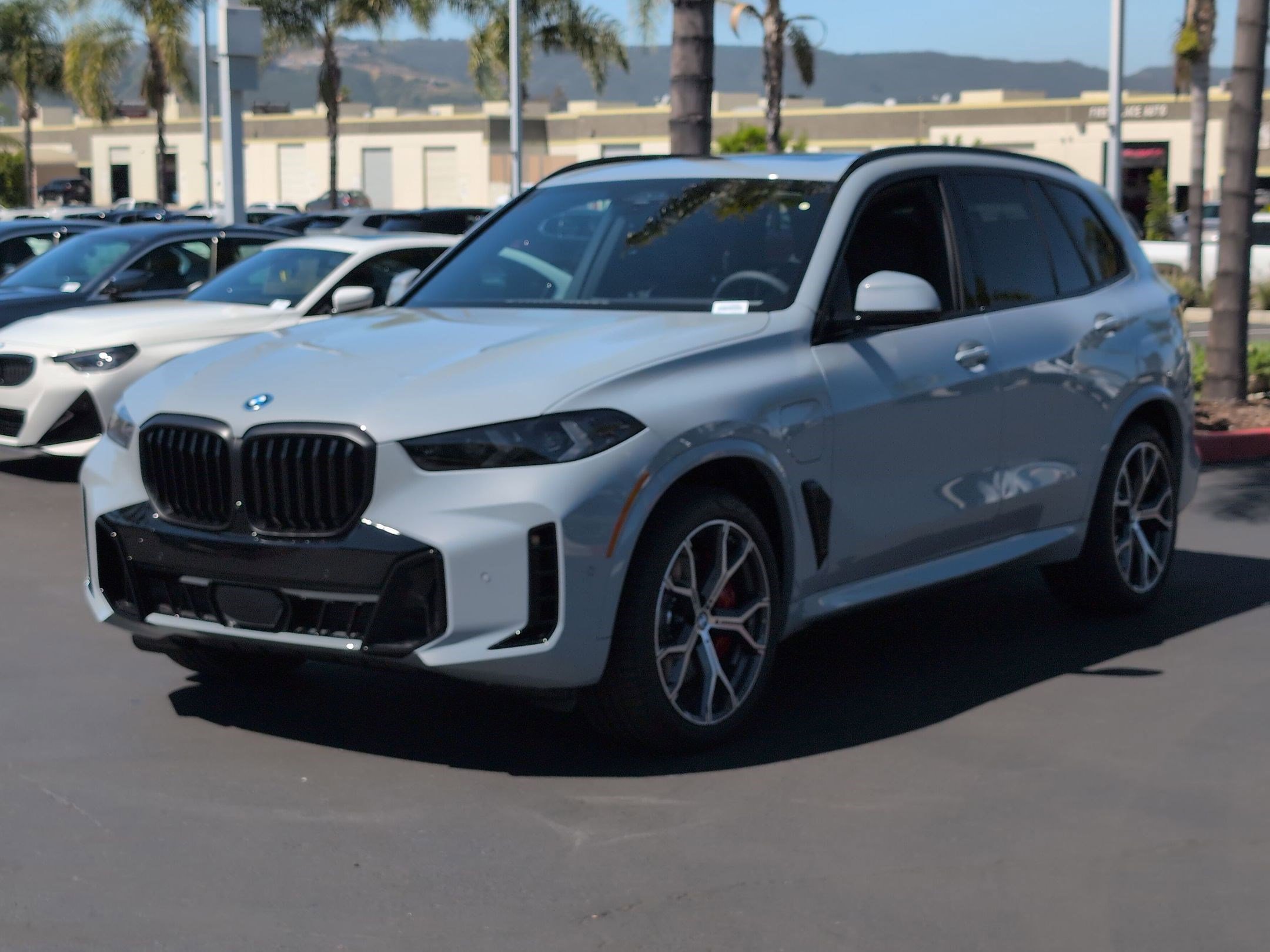 New 2026 BMW X5 xDrive50e w/ Executive Package image 5