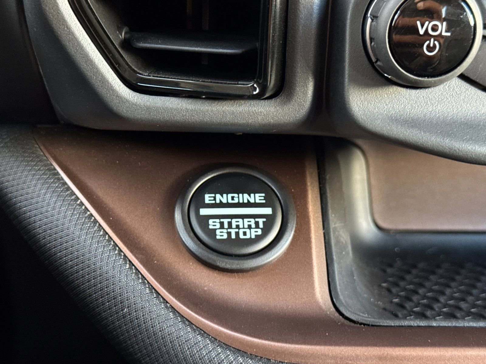 Used 2024 Ford Bronco Sport Outer Banks w/ Tech Package image 27