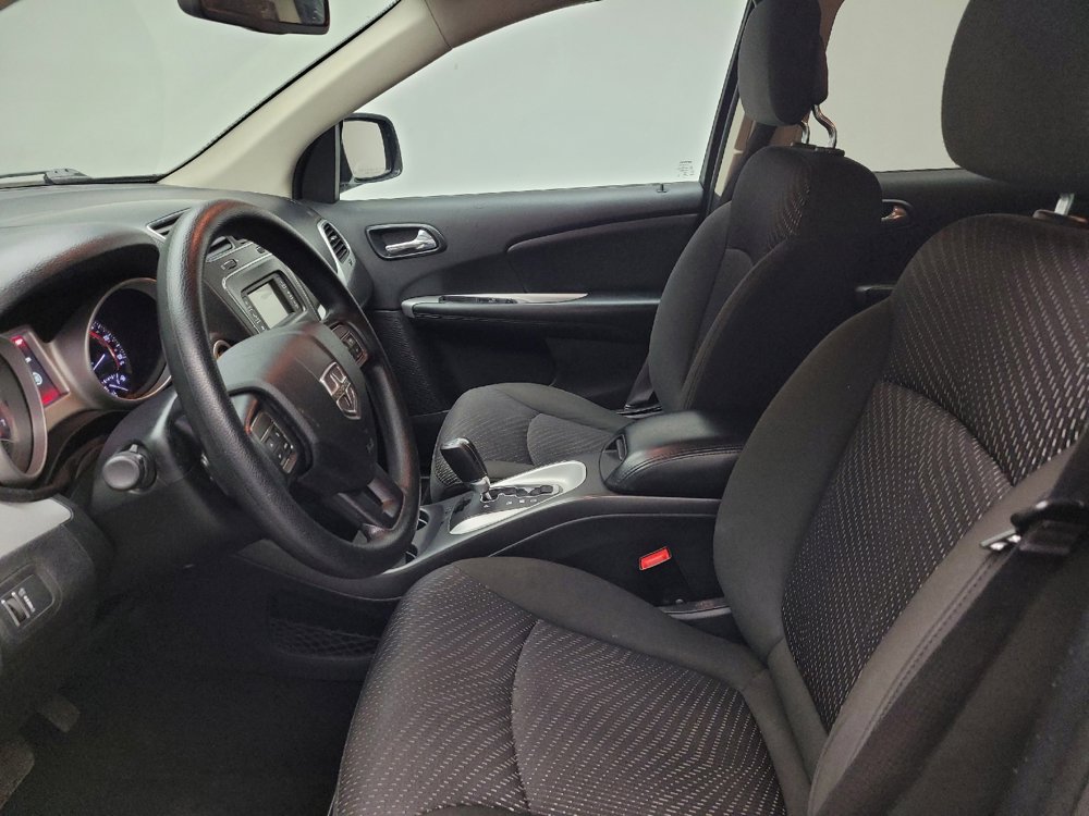 Used 2019 Dodge Journey SE w/ Blacktop Package FWD image 17