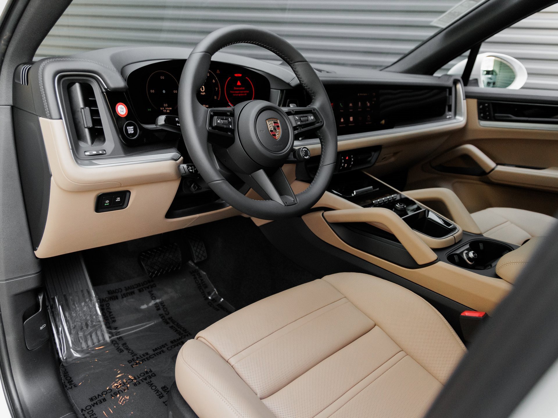 New 2026 Porsche Cayenne Coupe image 4