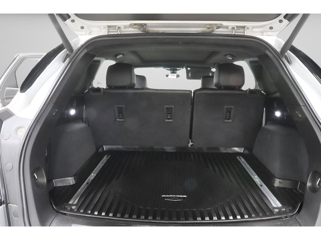 Used 2020 Cadillac XT5 Sportv w/ Platinum Package AWD/4WD image 30
