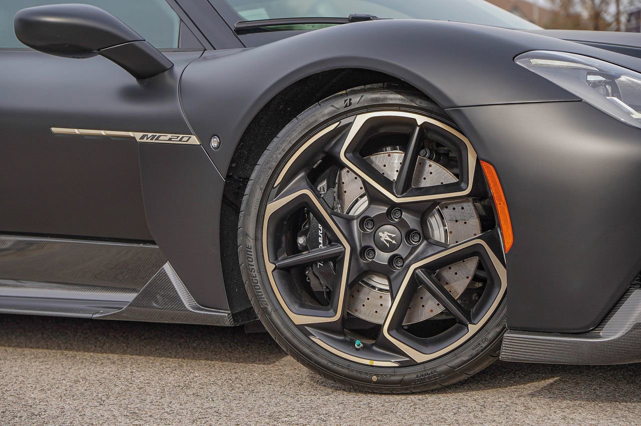 New 2024 Maserati MC20 Coupe image 2