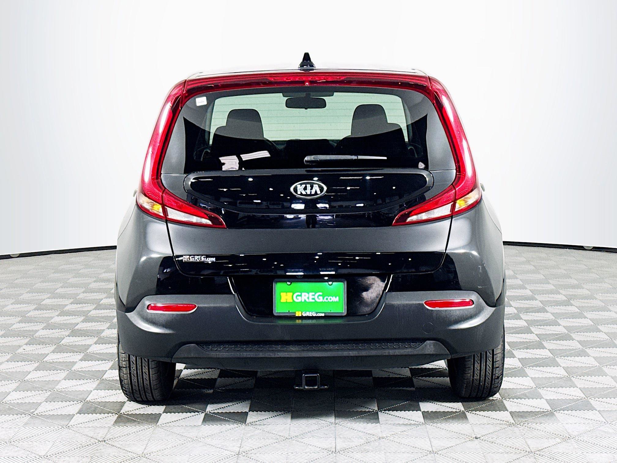 Used 2021 Kia Soul LX image 8