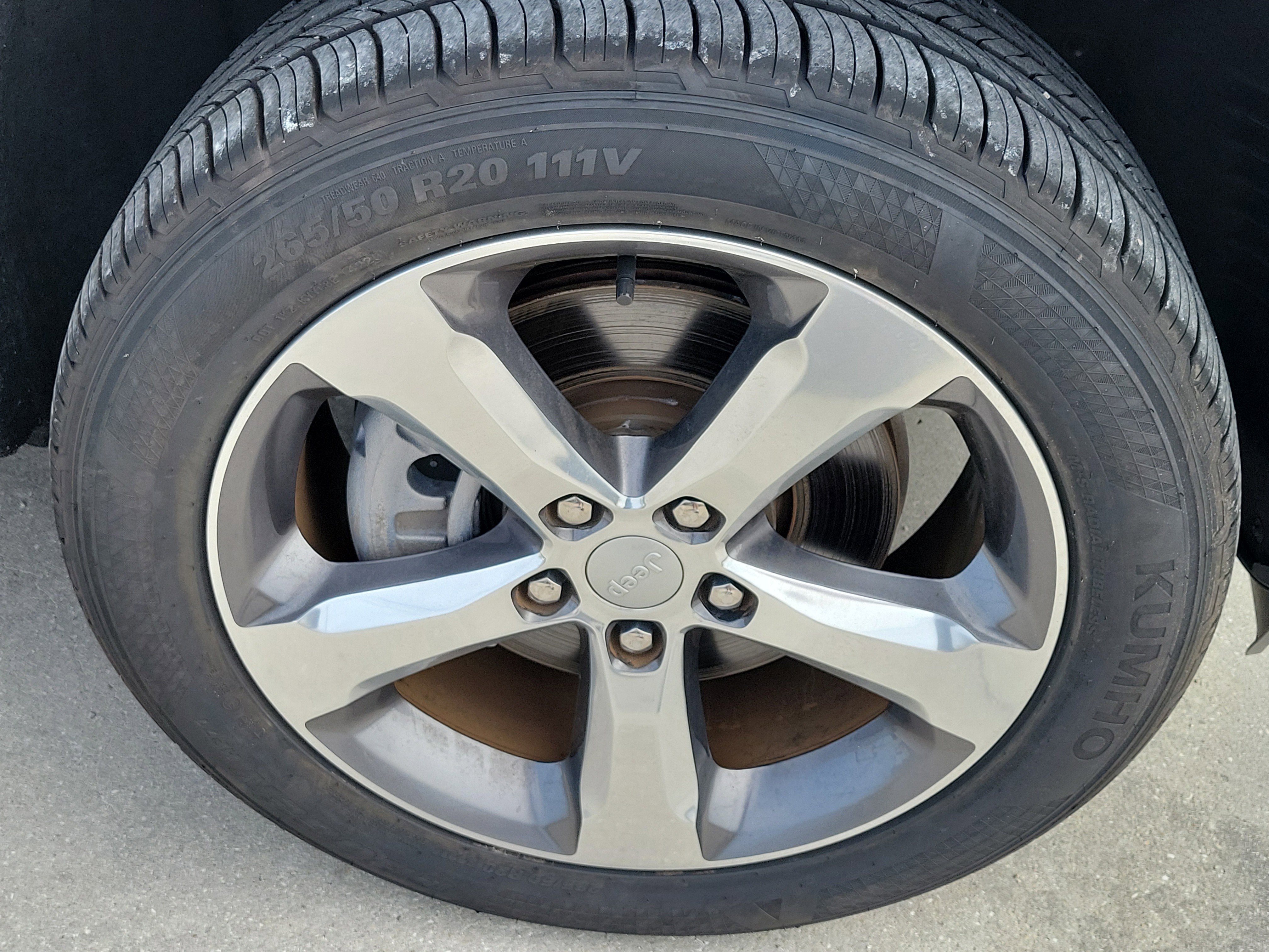 Used 2022 Jeep Grand Cherokee L Limited image 8