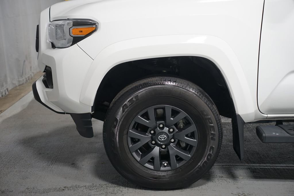Certified 2023 Toyota Tacoma SR5 w/ Technology Package image 5