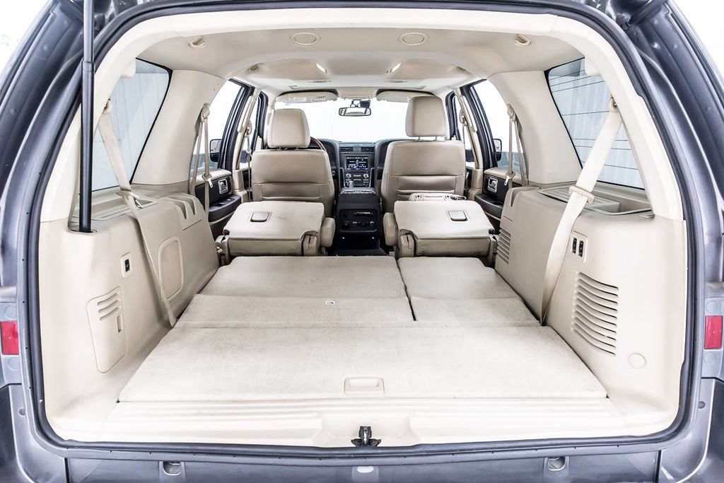 Used 2015 Lincoln Navigator 2WD w/ Equipment Group 101A Reserve image 36