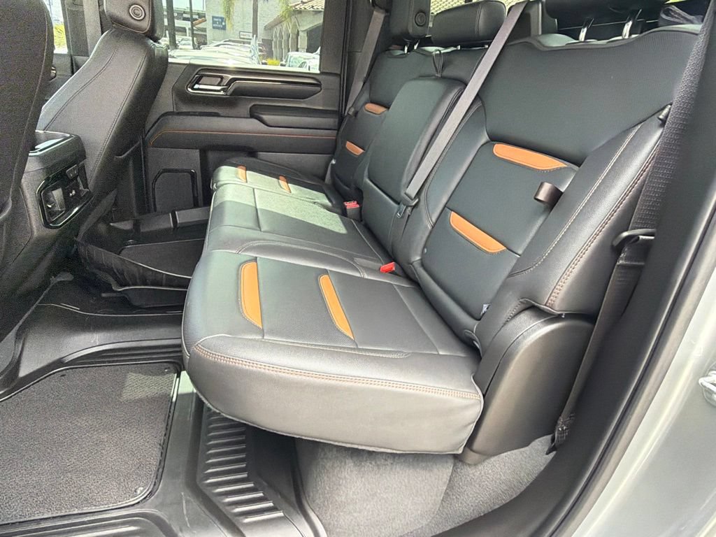 Used 2024 GMC Sierra 2500 AT4 w/ AT4 Premium Plus Package AWD/4WD image 36