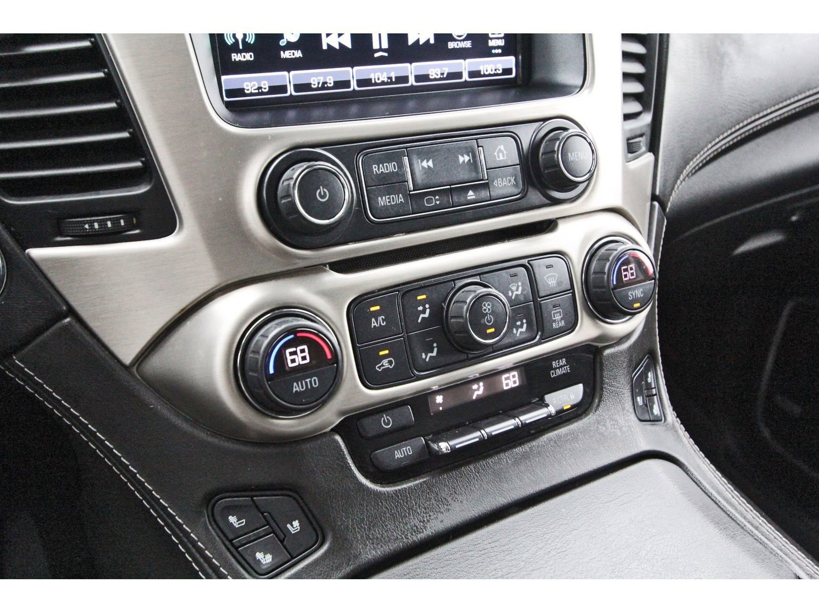 Used 2020 GMC Yukon Denali w/ Denali Ultimate Package image 25