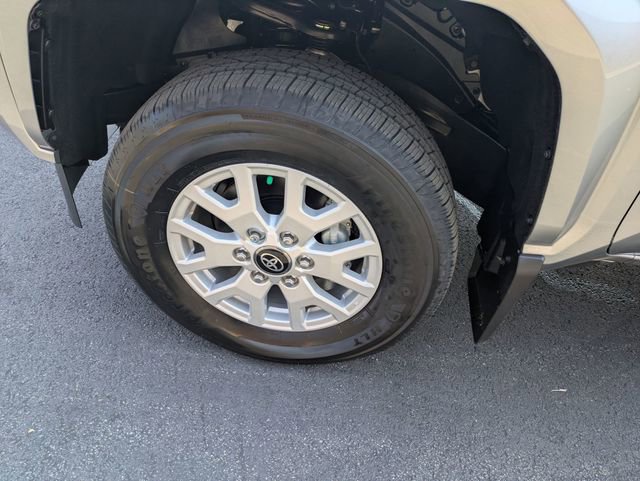 New 2025 Toyota Tacoma SR5 image 9