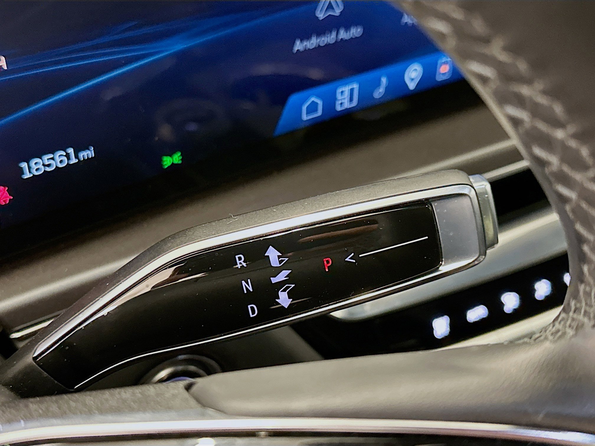 Used 2024 Cadillac Lyriq Tech AWD/4WD image 25