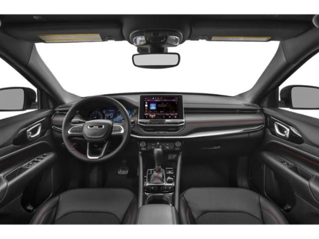 Used 2025 Jeep Compass Trailhawk AWD/4WD image 7