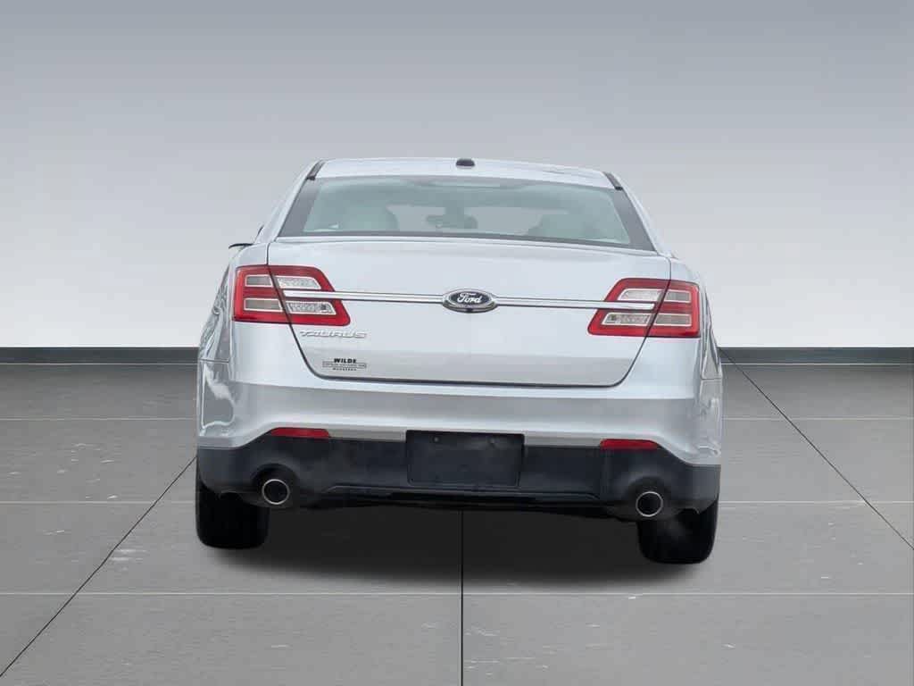 Used 2017 Ford Taurus SE FWD image 5