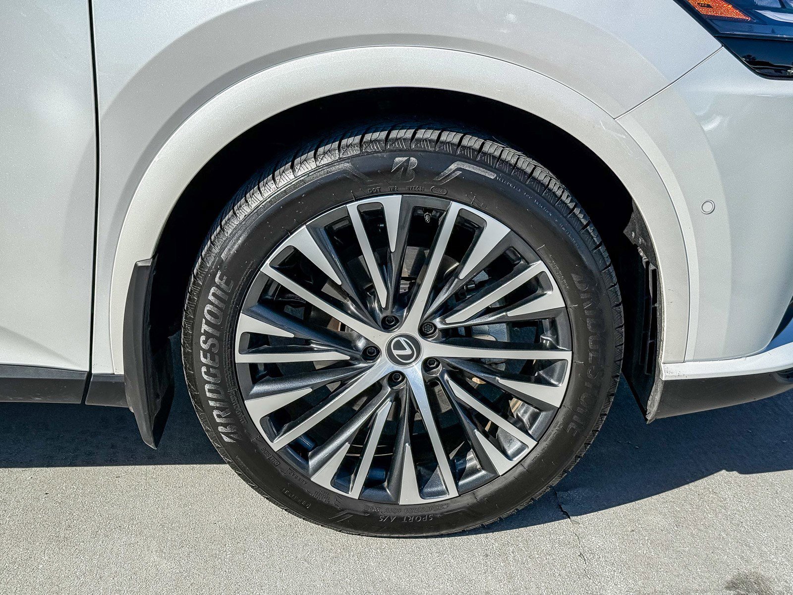 Used 2025 Lexus RX 350 image 11