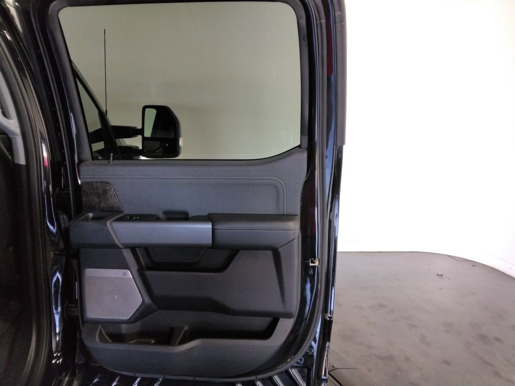 Used 2024 Ford F250 Lariat w/ Lariat Ultimate Package image 44