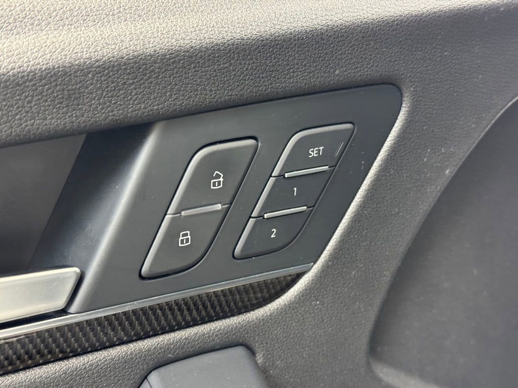 Used 2020 Audi SQ5 Premium Plus w/ Premium Plus Package image 9