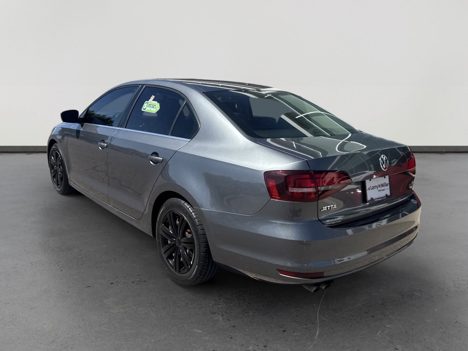 Used 2017 Volkswagen Jetta S image 4