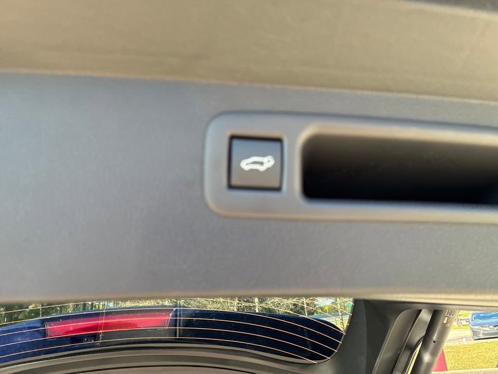 New 2026 Toyota Highlander Platinum image 33