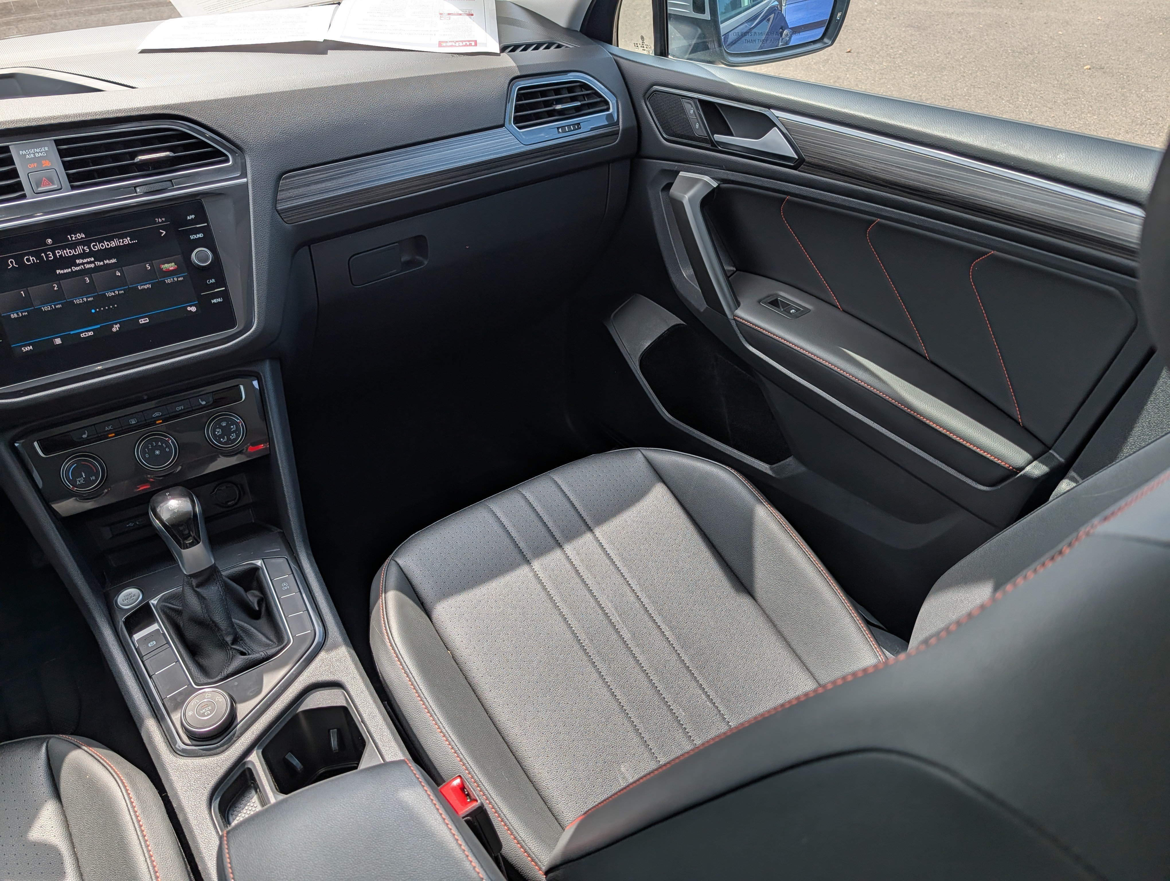Certified 2024 Volkswagen Tiguan Wolfsburg Edition w/ Panoramic Sunroof Package AWD/4WD image 10