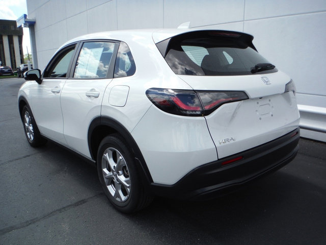 Used 2024 Honda HR-V LX image 9