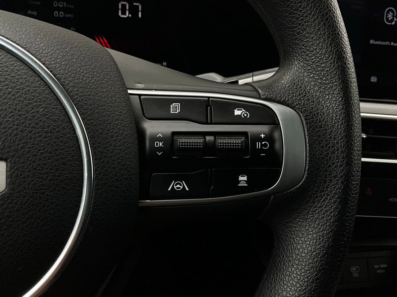 Used 2025 Kia K5 LXS image 36