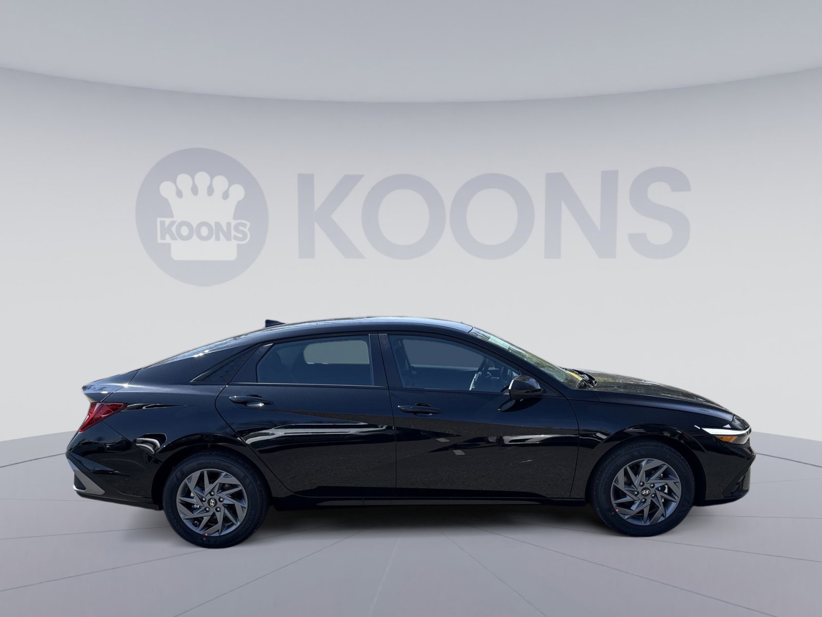 New 2026 Hyundai Elantra Blue image 8