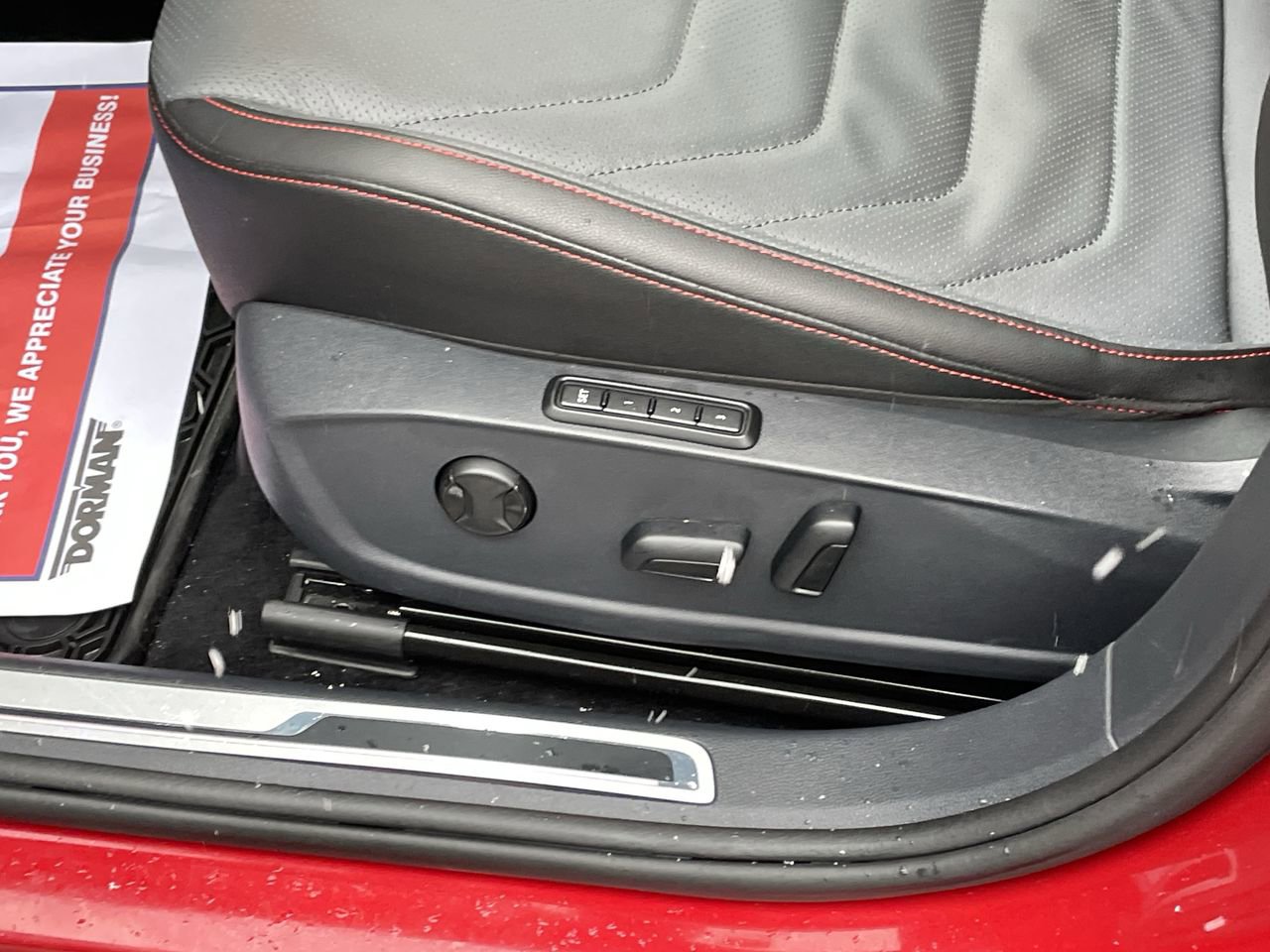 Used 2025 Volkswagen Jetta GLI Autobahn FWD image 28