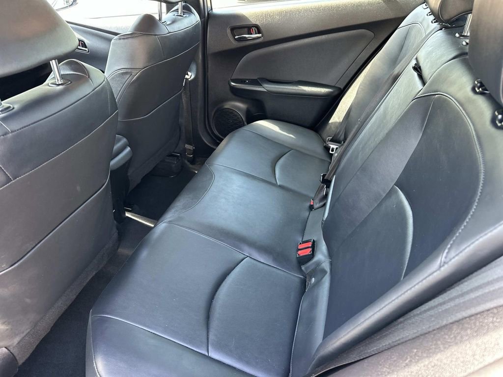 Used 2016 Toyota Prius Four w/ Advanced Technology Package FWD image 16