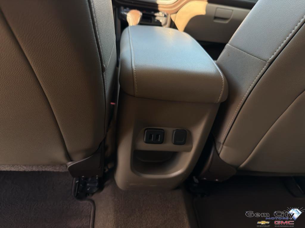 Used 2018 GMC Canyon SLT w/ Driver Alert Package image 13