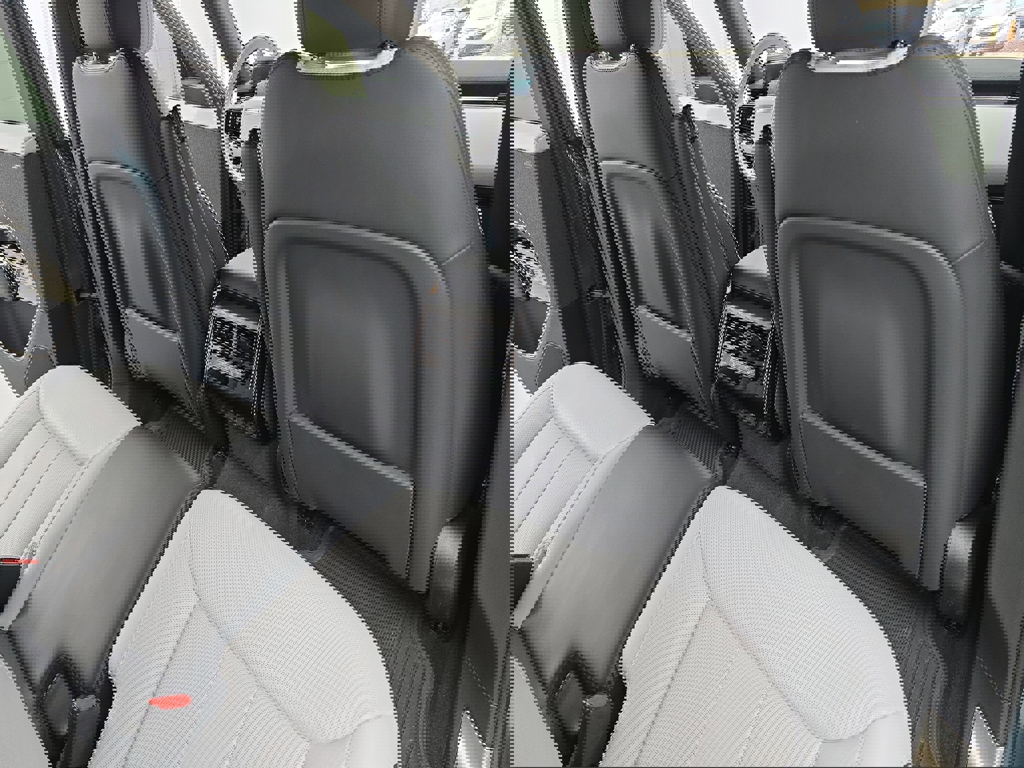 Certified 2023 Land Rover Range Rover Sport SE Dynamic image 11