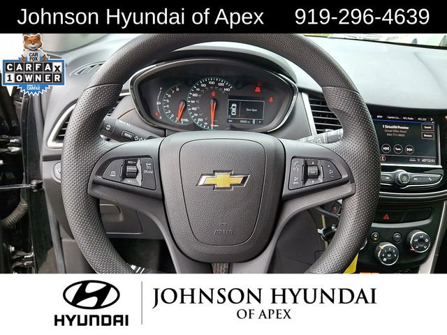 Used 2022 Chevrolet Trax LS w/ Tint and Cruise Package AWD/4WD image 25